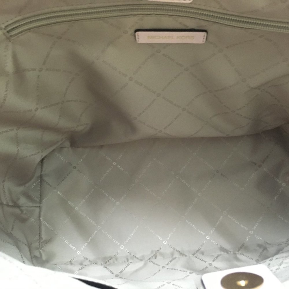 Authentic Michael Kors Light Pink Sienna Large Tote - Picture 4 of 16